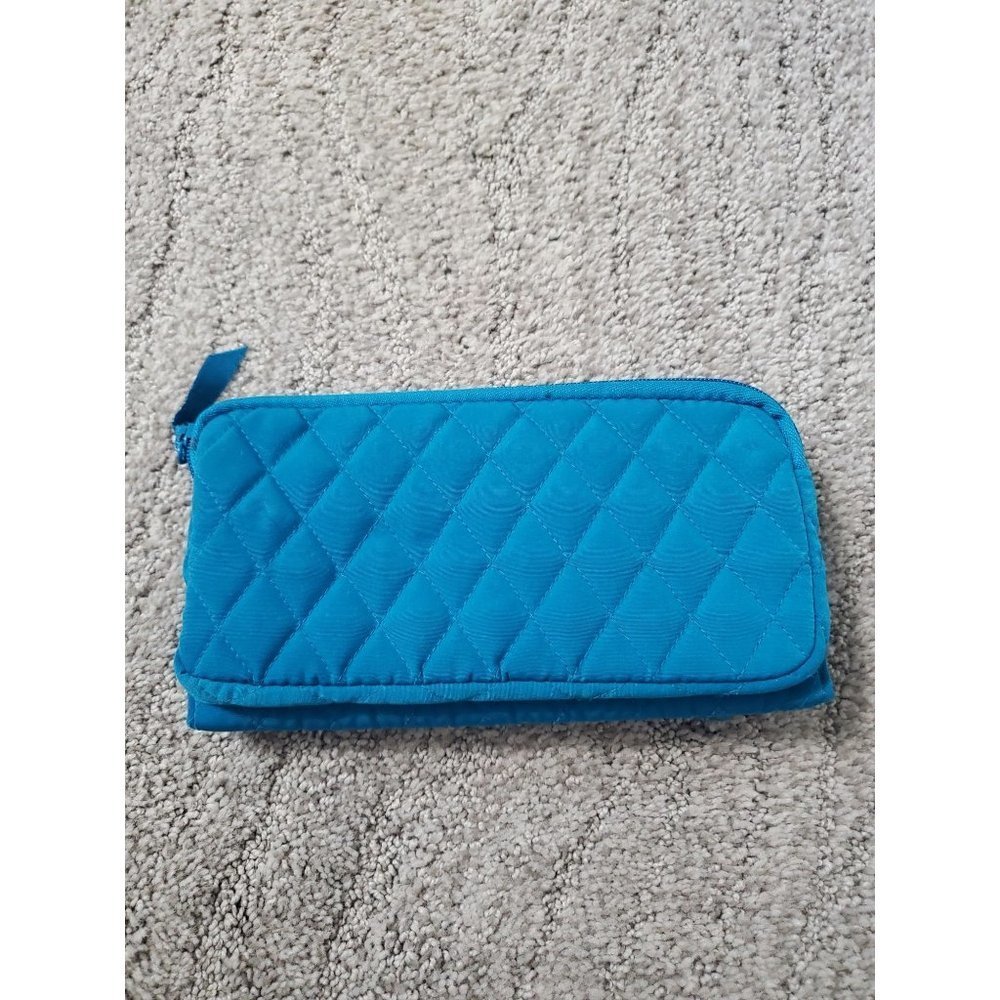 Vera Bradley 3 in 1 Crossbody/ Wristlet - Picture 3 of 5
